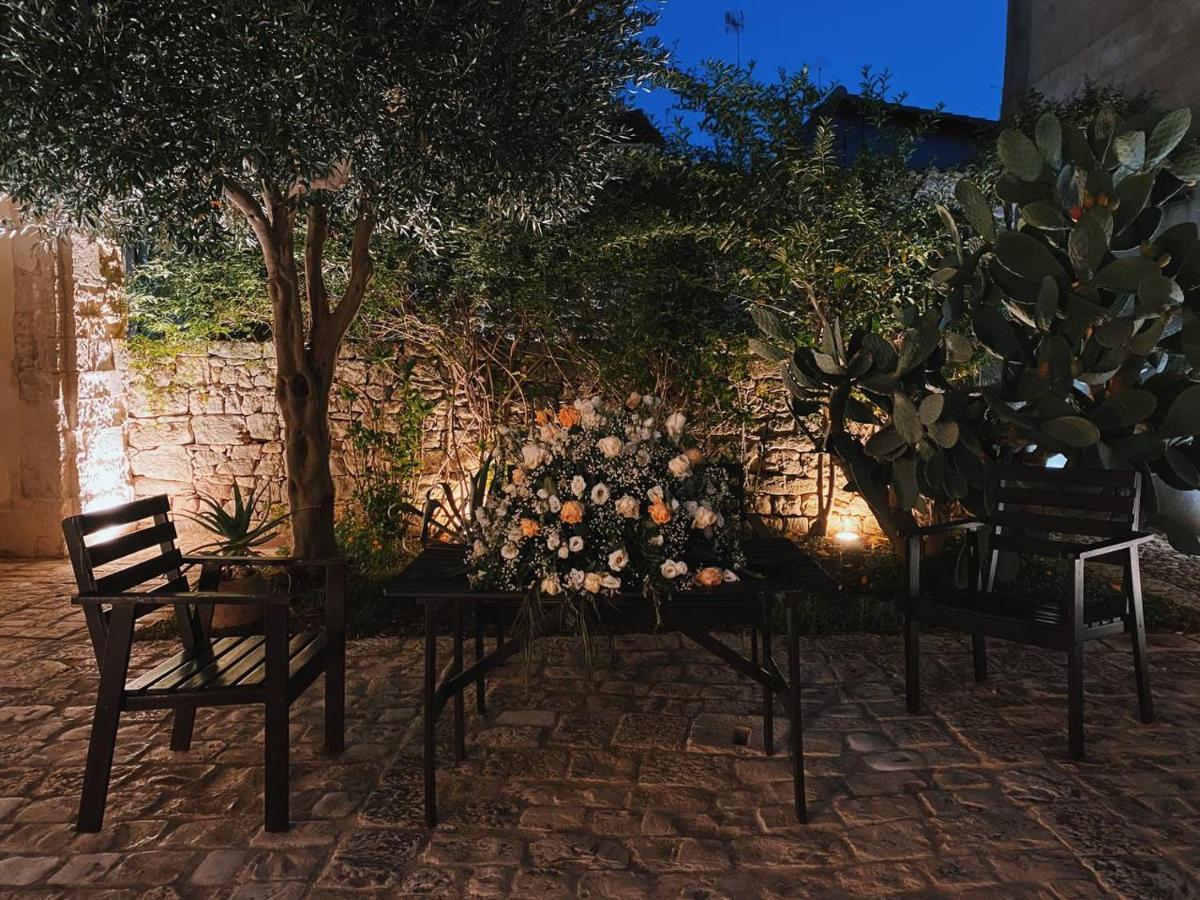 Palazzo Gambuzza Aparthotel Ispica Exterior foto